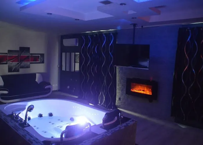 Villa Insolite Erotika Le Chesne (Ardennes)